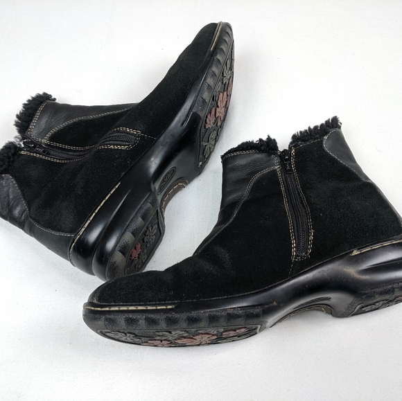 Sofft Shoes - SALE!! Sofft leather boots